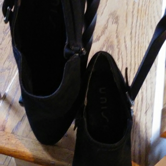 Suede boots - Picture 5 of 7